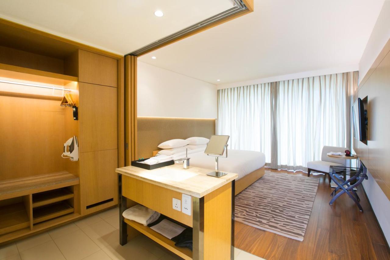 Blvd Club - Near Bengaluru Airport Hotell Settahalasūr Eksteriør bilde